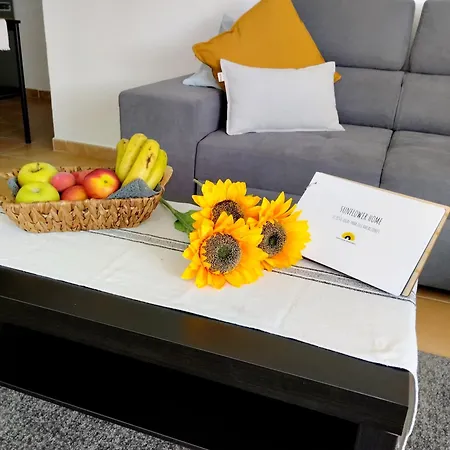 Sunflower, El Con Piscina En Complejo Residencial Appartement